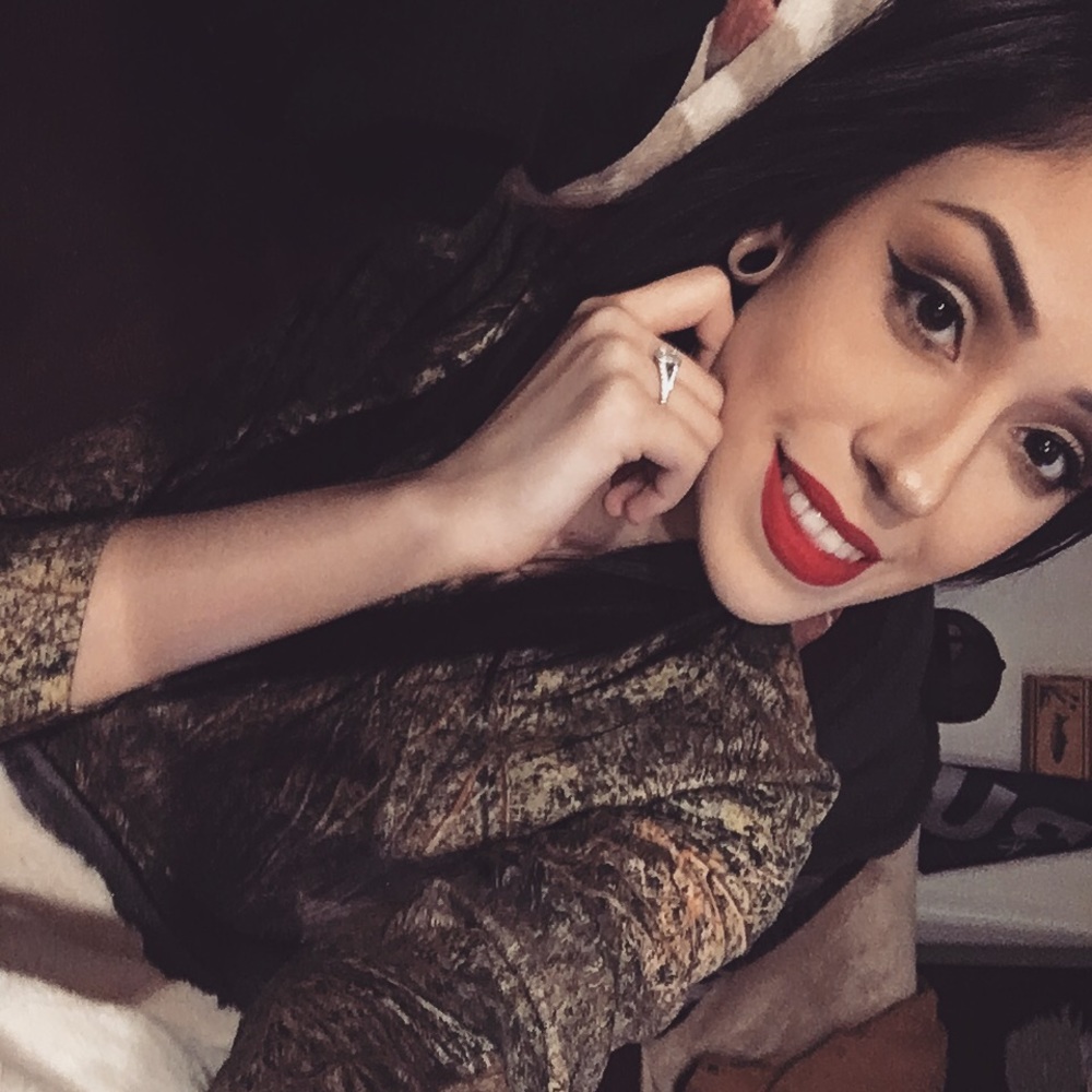 Meet your Posher, Brandi